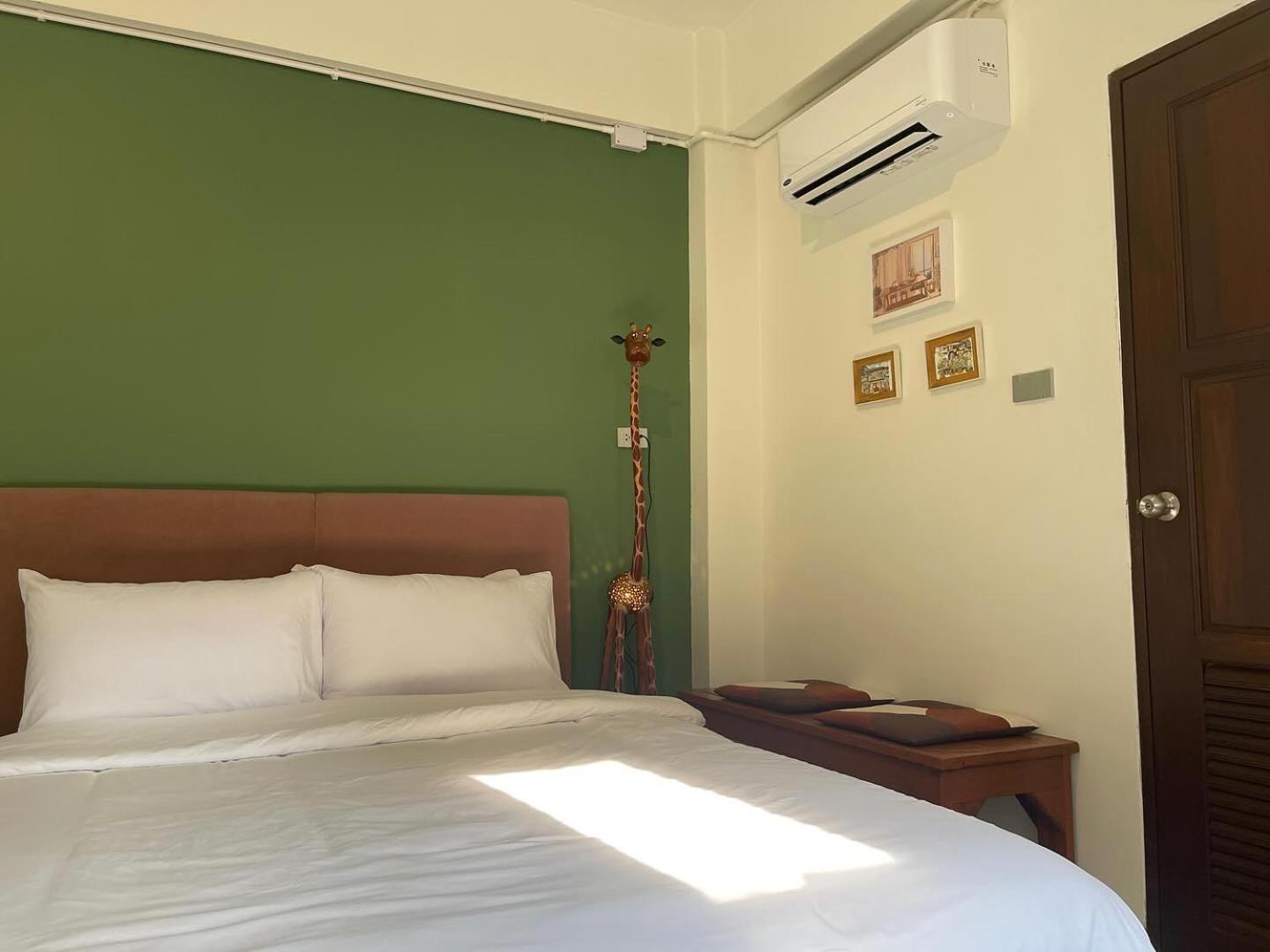 Self Check-in By Baiput Hometel * Phra Nakhon Si Ayutthaya